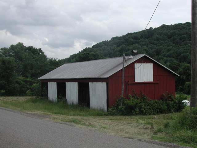 053 Hay drying shed, Tioga County, mid 20th century.JPG